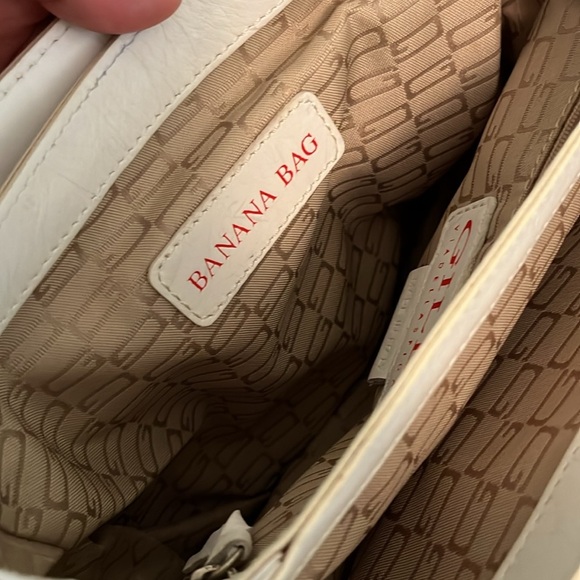 Gilli made in Italy Banana Bag - Picture 5 of 12